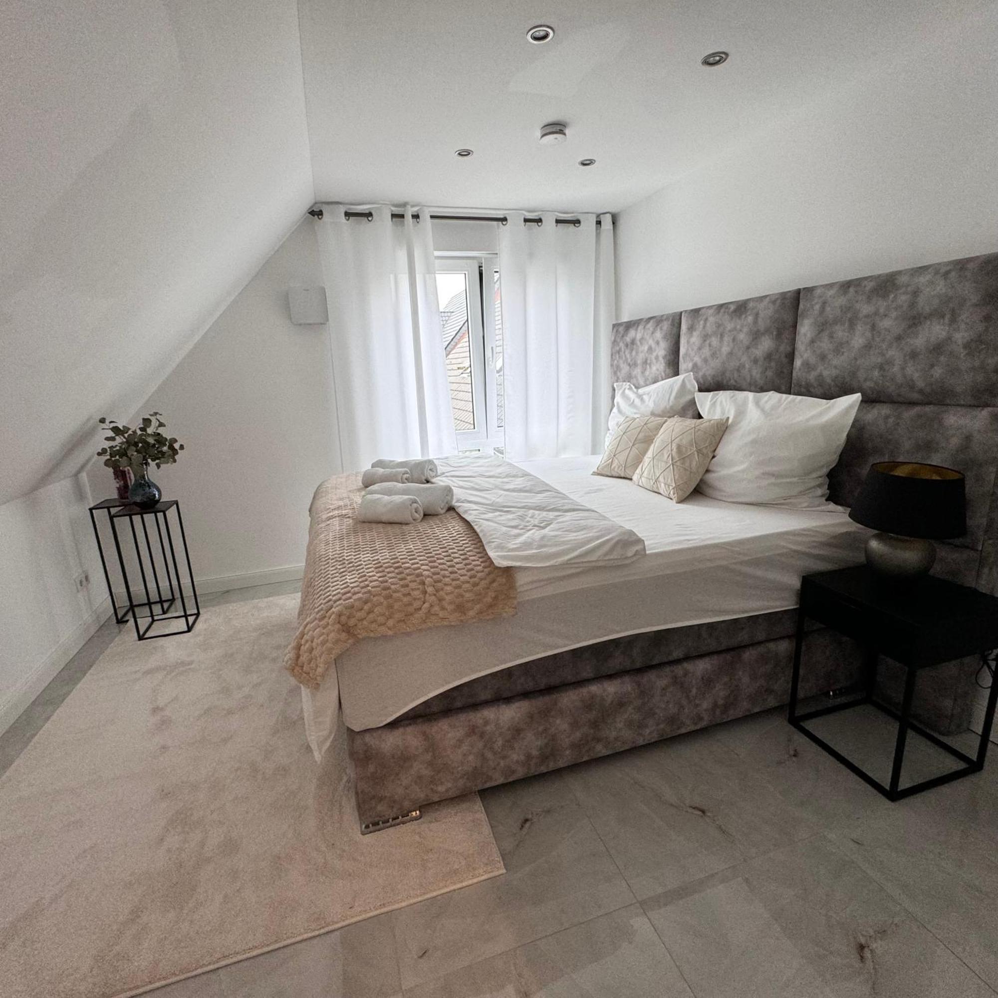 Relaxdays-Apartments 1 Garten Und Pool-Mitbenutzung, Wallbox, Kostenloser Parkplatz, Kontaktloser Checkin, Wifi Mit Smarttv Гютерсло Экстерьер фото